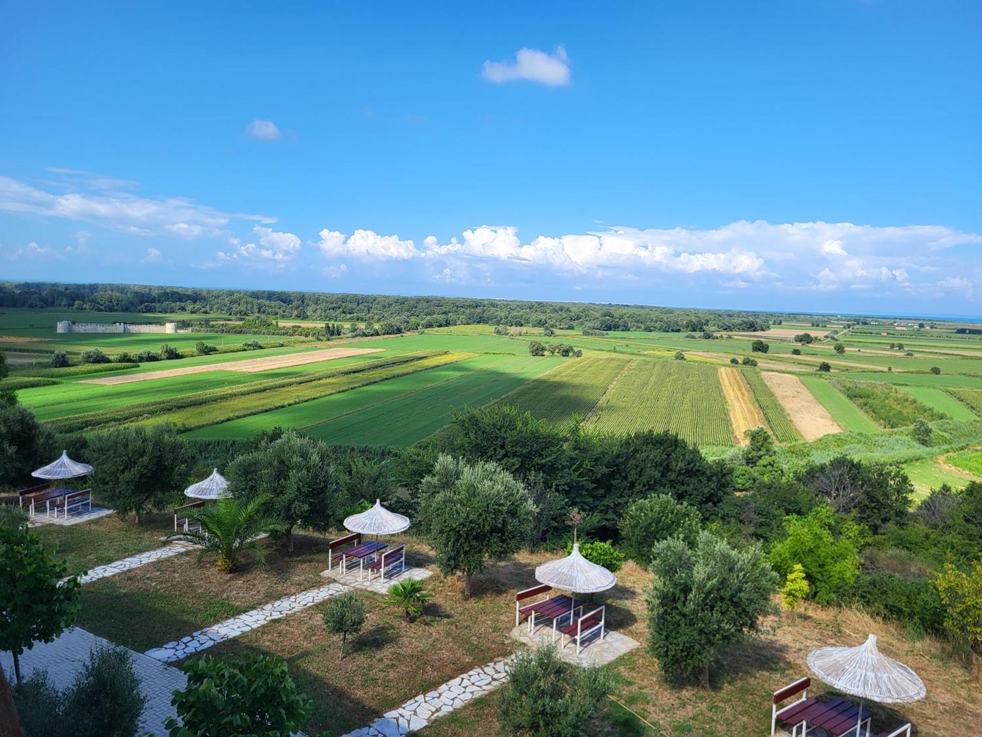 Panorama Guesthouse Bashtove Ngoại thất bức ảnh